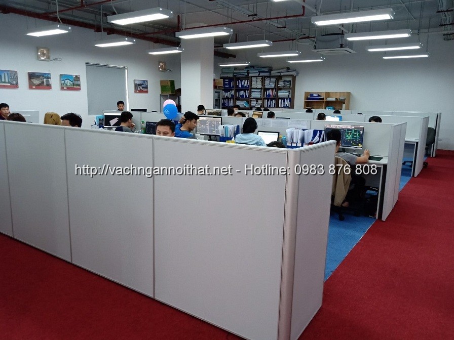 Thi công vách ngăn văn phòng gỗ bàn làm việc tại Bắc Giang VNG-101